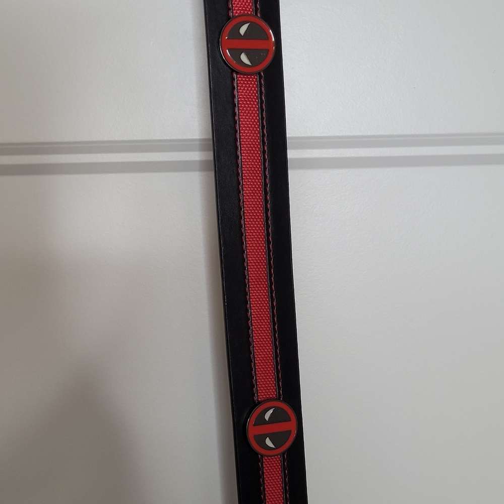 NWOT Marvel Deadpool Belt Size 36